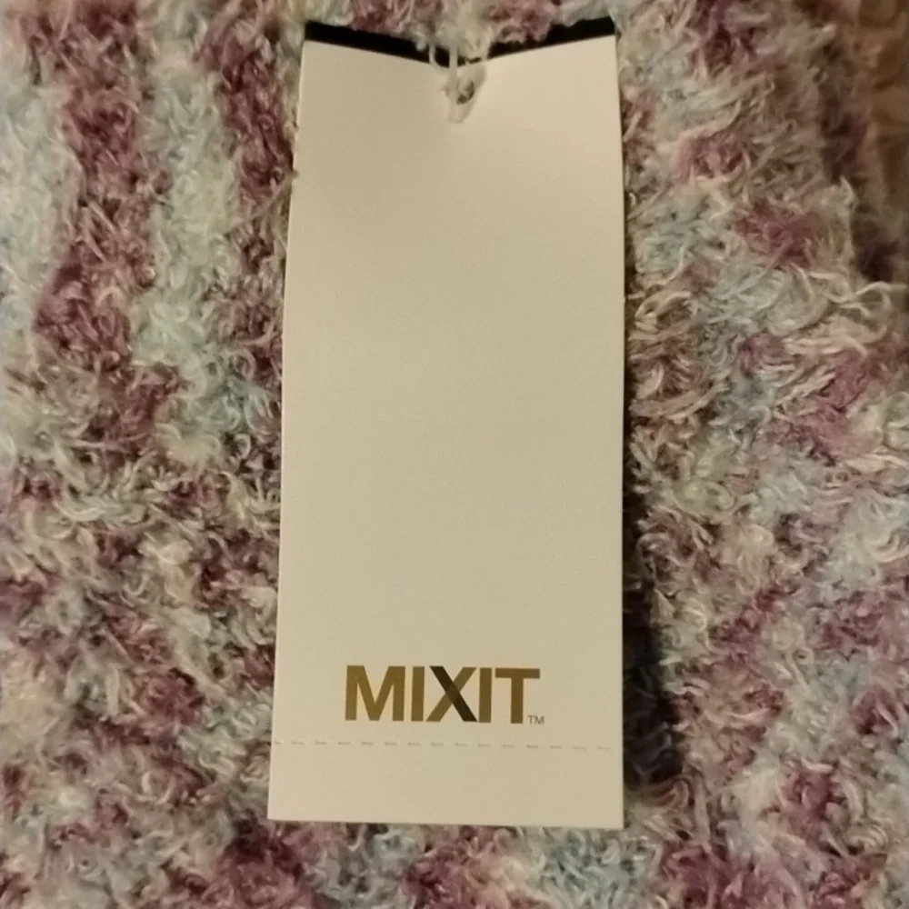 Mixit Woman's Fluffy Dusty Purple Multi & Gray Multi Gloves, NWT, Lot Of 2
